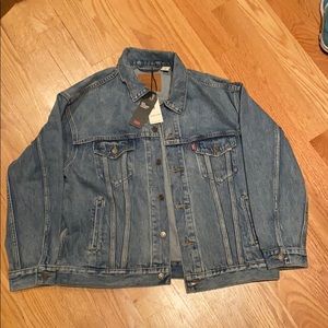 Levi’s Denim Jacket NWT